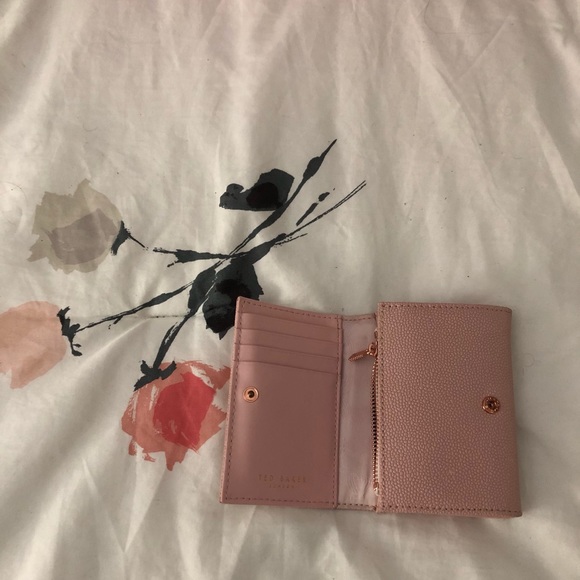 Ted Baker wallet - Picture 2 of 2